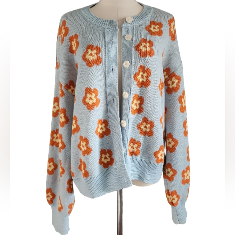 ZARA Floral Jacquard Knit Cardigan Flower Shaped Buttons Size MEDIUM - Picture 6 of 7